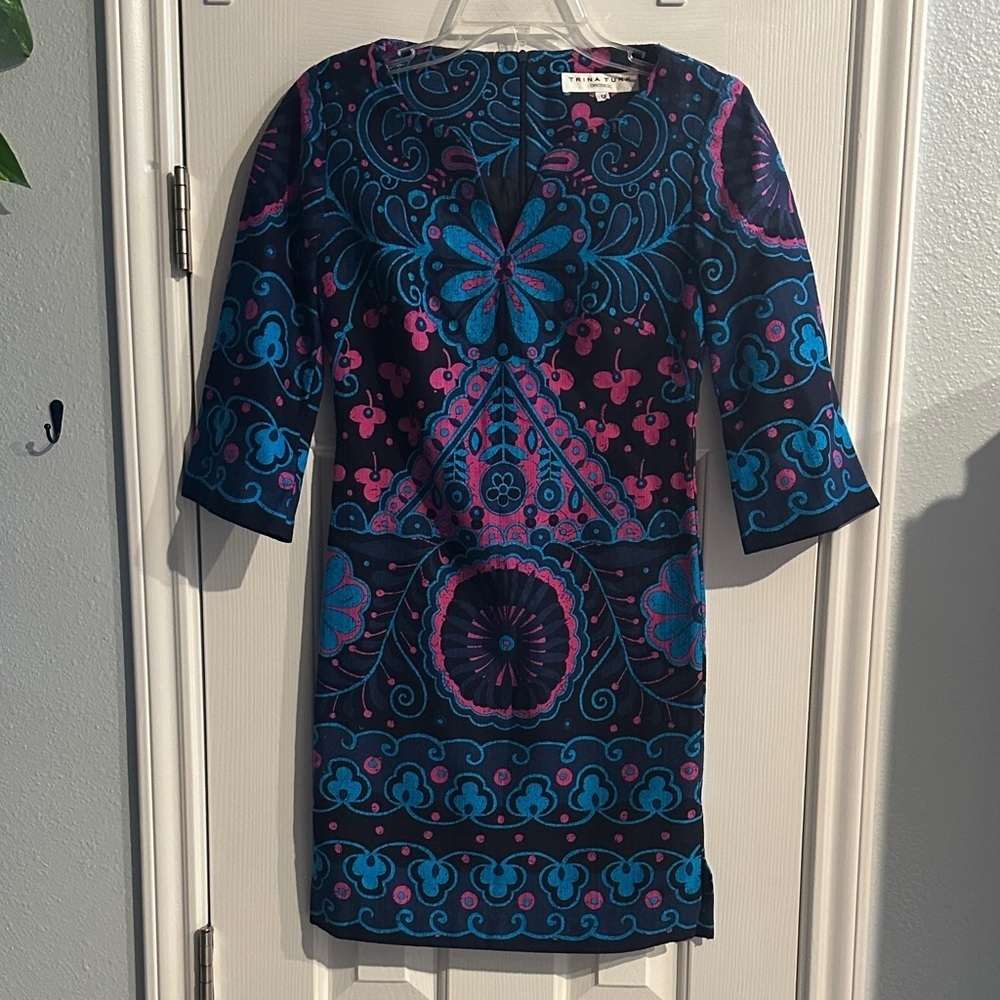 Trina Turk Vibrant Blue Pink Floral Geometric Patter Cotton Shift Dress 0 - Picture 1 of 9